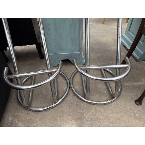 2805 - A PAIR OF RETRO HIGH BACK STOOLS ON POLISHED CHROME TUBULAR FRAMES