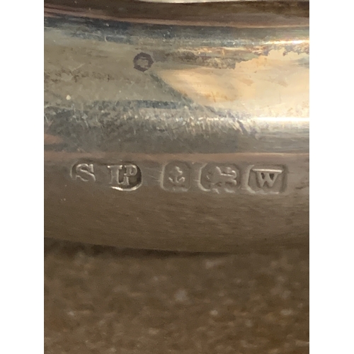 1 - A HALLMARKED BIRMINGHAM SILVER CRUET SET TO INCLUDE A PEPPER POT, SALT, MUSTARD AND TWO SPOONS, WITH... 