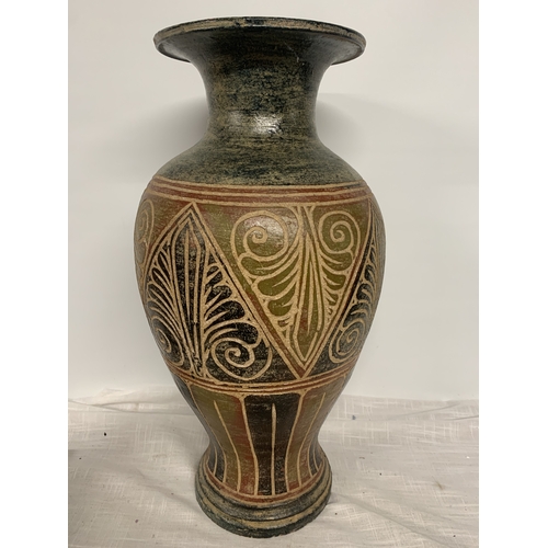 310 - A LARGE SARAWAK EARTHENWARE INCISED PATTERNED VASE - 60 CM