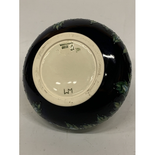 405 - A MOORCROFT BUTTERCUP SQUAT FORM VASE, HEIGHT APPROXIMATELY 28CM
