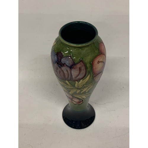 406 - A LARGE MOORCROFT ANENOME PATTERN VASE, HEIGHT 27CM