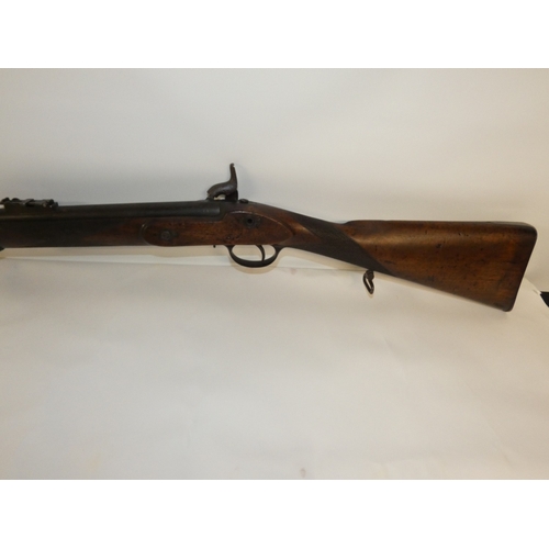 A MID 19TH CENTURY TWO BAND PERCUSSION CAP ENFIELD MUSKET, 82CM BARREL ...