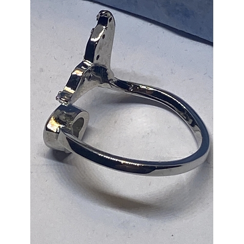 642 - A MARKED 925 FISHTAIL HEART RING IN A PRESENTATION BOX