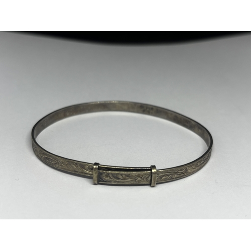 675 - THREE SILVER BANGLES GROSS WEIGHT 16.71 GRAMS