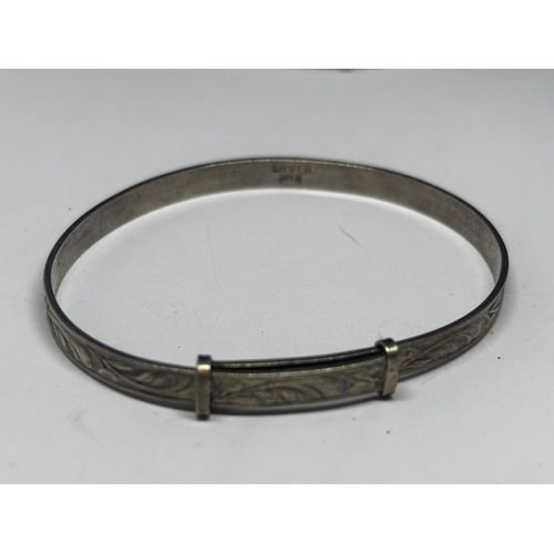 675 - THREE SILVER BANGLES GROSS WEIGHT 16.71 GRAMS