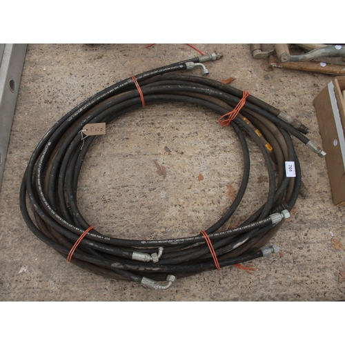 VARIOUS OIL PIPES + VAT
