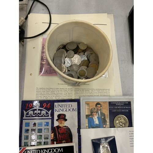 113 - A COLLECTION OF COINAGE TO INCLUDE A UNITED KINGDOM 2001 £5 COMMEMORATIVE COIN, CONTAINER CONTAINING... 