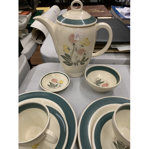 156 - A SUSIE COOPER PART TEA SET TO INCLUDE A TEAPOT, FOUR TRIOS AND SUGAR BOWL