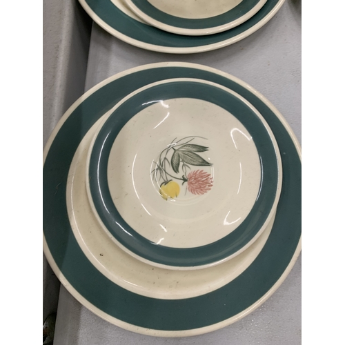 156 - A SUSIE COOPER PART TEA SET TO INCLUDE A TEAPOT, FOUR TRIOS AND SUGAR BOWL