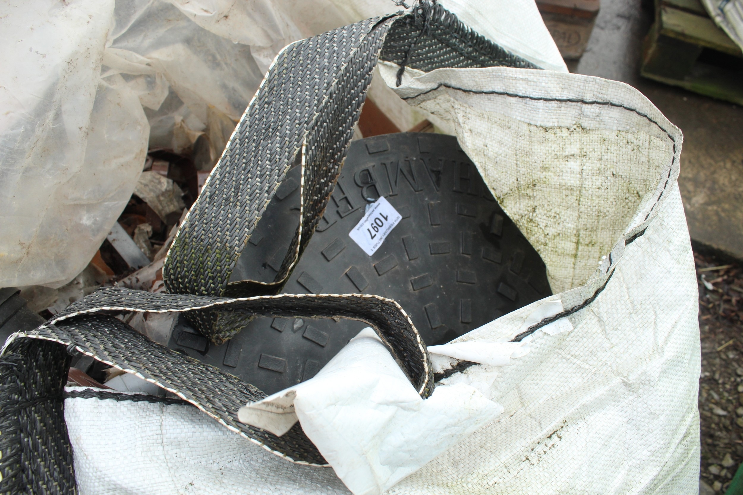 A BAG OF PIPE FITTINGS NO VAT
