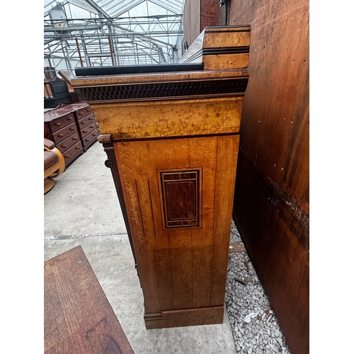 2526 - A LAMB OF MANCHESTER VICTORIAN BURR WALNUT AND EBONISED GLAZED TWO DOOR CABINET WITH FLUTED COLUMNS ... 