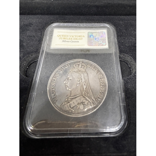 325 - A BOXED PROOF VICTORIA JUBILEE HEAD SILVER CROWN