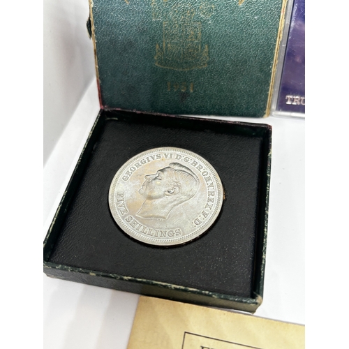 353 - THREE BOXED CROWNS TO INCLUDE TWO FESTIVAL OF BRITAIN AND A CHURCHILL