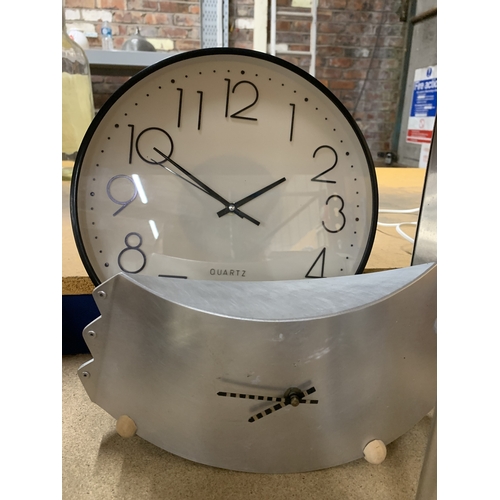 902 - FOUR CLOCKS AND A BAROMETER