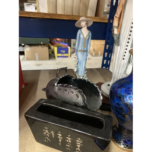 905 - AN ASSORTMENT OF ITEMS TO INCLUDE LADY FIGURES, A CLOISONNE ENAMEL VASE, A SMALL SILVER PLATED COAL ... 