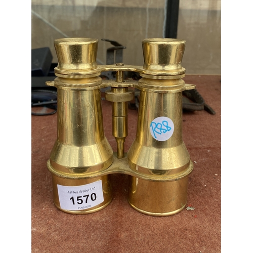 1570 - A PAIR OF BRASS BINOCULARS