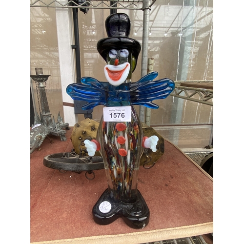 1576 - A GLASS MERANO STYLE CLOWN