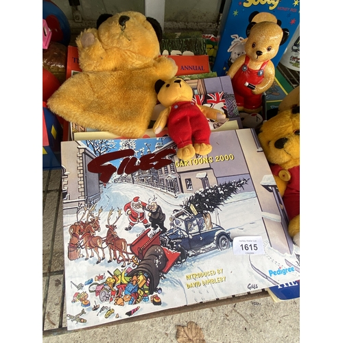 1615 - AN ASSORTMENT OF SOOTY AND SWEEP ITEMS TO INCLUDE ANNUALS, TEDDIES AND A PUPPET ETC