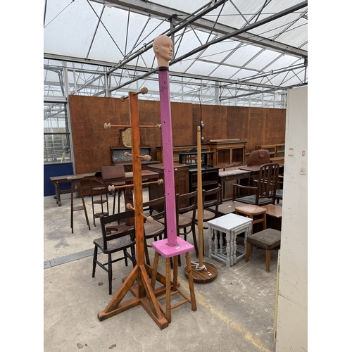 2709 - A FREE STANDING COAT/HAT STAND AND PAINTED STAND WITH STOOL BASE SURMOUNTED WITH PLASTIC MANNEQUIN H... 