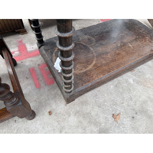 2736 - AN EARLY 20TH CENTURY OAK JACOBEAN STYLE DRESSER WITH PLATE RACK AND POT BOARD, 36