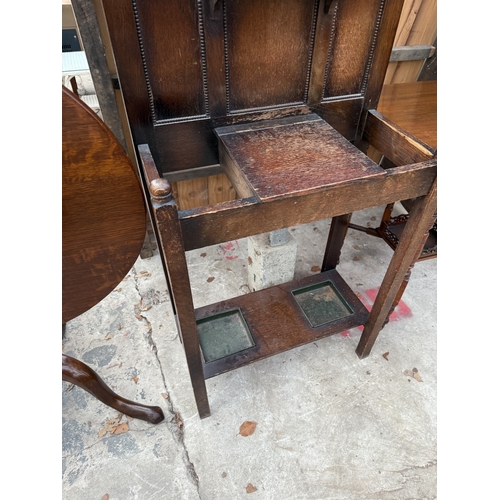 2743 - A MID 20TH CENTURY OAK MIRROR HALL COAT/STICK STAND