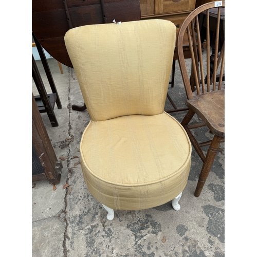 2771 - A BEDROOM CHAIR ON FRONT CABRIOLE LEGS
