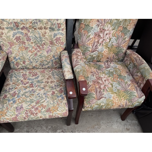 2800 - A PAIR OF NORMANDY FURNISHINGS FIRESIDE CHAIRS