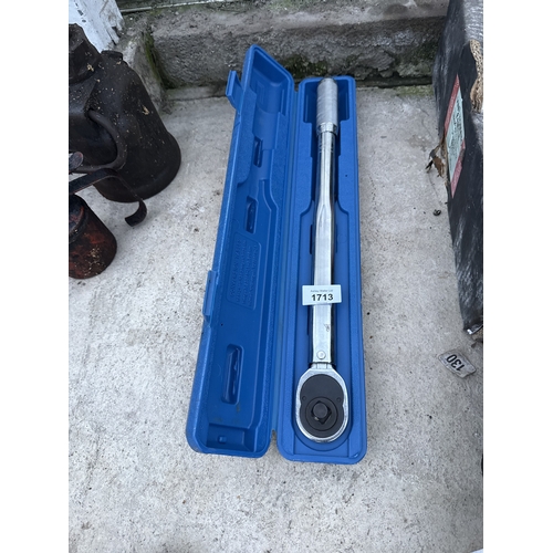 1713 - A HYPERION 1/2