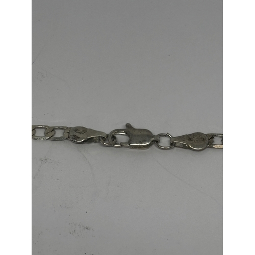 570 - A SILVER NECKLACE LENGTH 20 INCHES