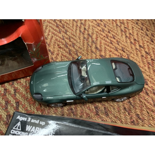 358 - FIVE LARGE CARS (FOUR BOXED) TO INCLUDE, BURAGO FERRARI F40, MAISTO AUDI TT ROADSTER, ERTL 1948 JAGU... 