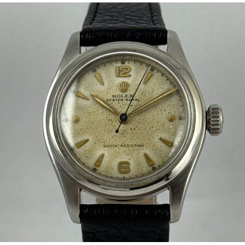 302 - A GENTLEMAN'S VINTAGE ROLEX OYSTER ROYAL 6144 MANUAL WIND WRISTWATCH, 32MM, WORKING AT TIME OF CATAL... 