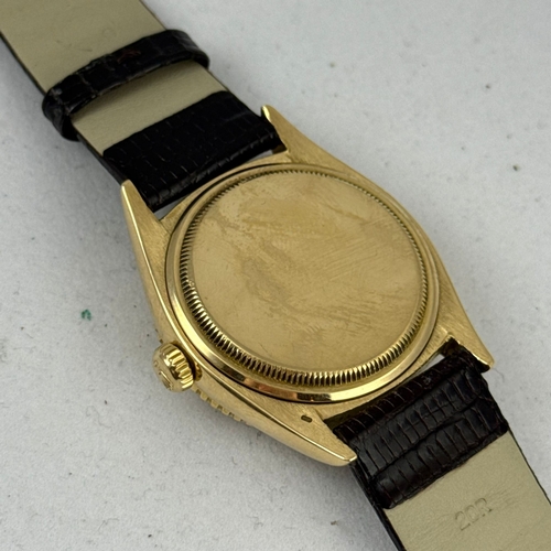 303 - A GENTLEMAN'S 1959 ROLEX DATEJUST TURNOGRAPH THUNDERBIRD 6609 WRISTWATCH, 18 CARAT YELLOW GOLD CASE,... 