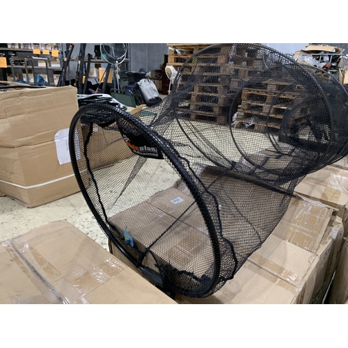 3762 - A QUANTITY OF CHILDRENS KEEP NETS (APPROX. 20)