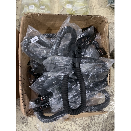 3798 - A QUANTITY OF MULTI FIT POLE RIPPLE HOOKS