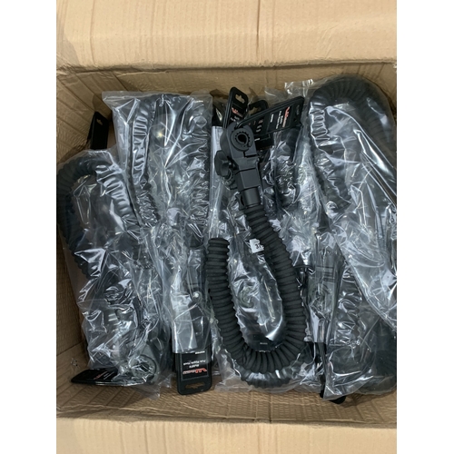 3799 - A QUANTITY OF MULTI FIT POLE RIPPLE HOOKS