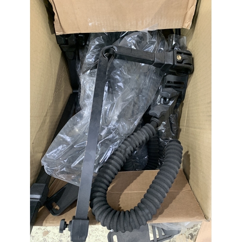 3800 - A QUANTITY OF MULTI FIT POLE RIPPLE HOOKS AND ACCESSORIES