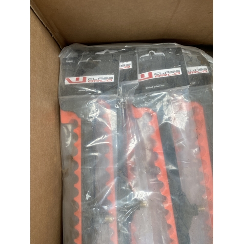 3804 - A QUANTITY OF METHOD QUIVER RESTS