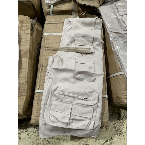 3864 - FIFTY BEIGE FLY FISHING VESTS SIZE XL