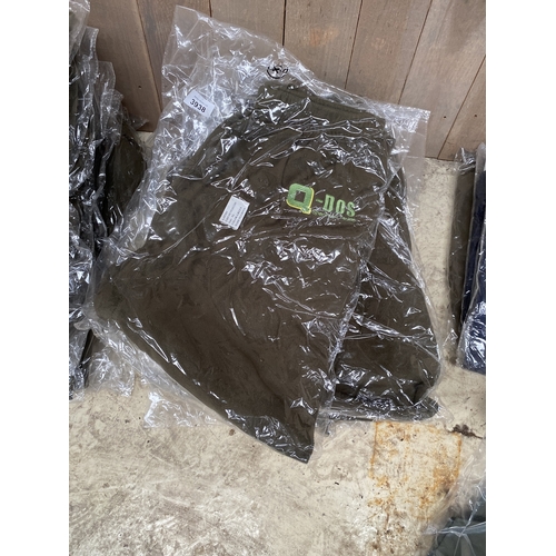 3939 - TWELVE PAIRS OF FLEECE JOGGERS SIZE XL