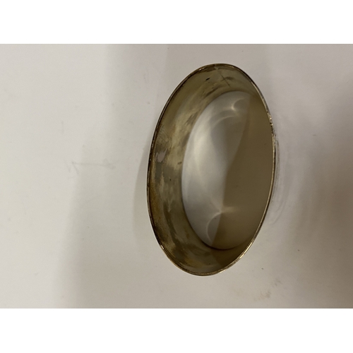 7 - A BOXED HALLMARKED BIRMINGHAM SILVER NAPKIN RING - WEIGHT 34 GRAMS