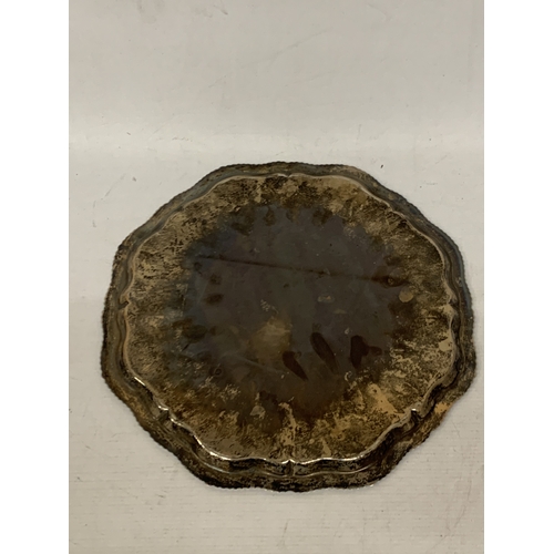 1 - AN ENGRAVED HALLMARKED BIRMINGHAM SILVER TRAY DATED 1959 PRESENTED TO VALERIE JANE LANGFORD-BROOKE B... 