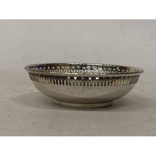 18 - A HALLMARKED BIRMINGHAM SILVER BON BON DISH WEIGHT 66.2 GRAMS, WIDTH 10CM
