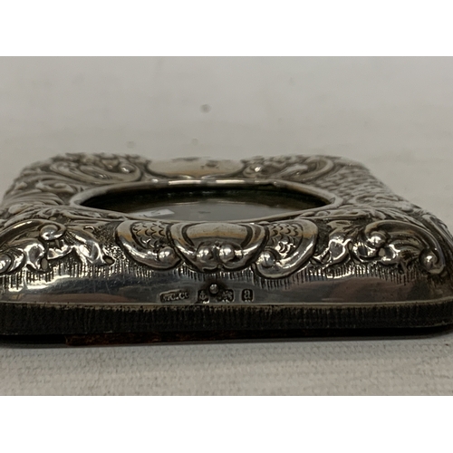 19 - A HALLMARKED BIRMINGHAM SILVER PHOTO FRAME, GROSS WEIGHT 120 GRAMS LENGTH 12CM WIDTH 10CM