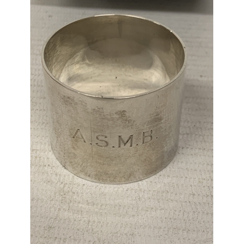 40 - A HALLMARKED BIRMINGHAM SILVER NAPKIN RING BOXED, WEIGHT 49.4 GRAMS