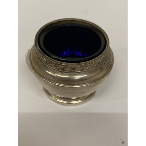 10 - A HALLMARKED BIRMINGHAM SILVER MUSTARD POT WITH BLUE LINER AND HALLMARKED BIRMINGHAM SILVER SALT WIT... 