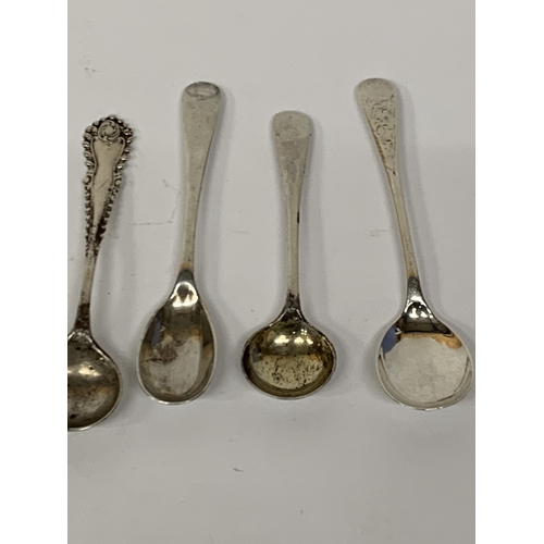 51 - A COLLECTION OF HALLMARKED BIRMINGHAM SILVER SPOONS, WEIGHT 40.1 GRAMS