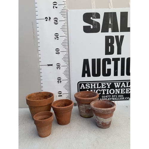 156 - FIVE VARIOUS SIZED TERRACOTTA POTS, TO BE SOLD FOR THE FIVE