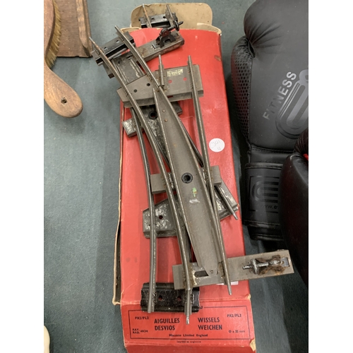 1113 - AN O' GUAGE HORNBY JUNCTION SECTIONS