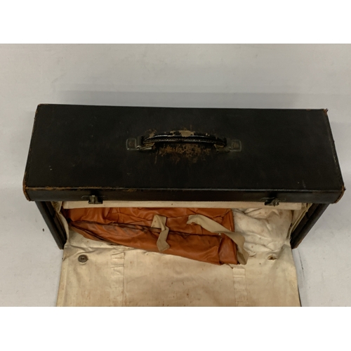 24 - A VINTAGE BLACK LEATHER DOCTOR'S MEDICAL CASE