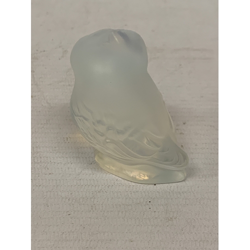 9 - A LALIQUE BLUE OPALESCENT 'OWL NYCTAL' FIGURINE - BOXED, HEIGHT 6CM